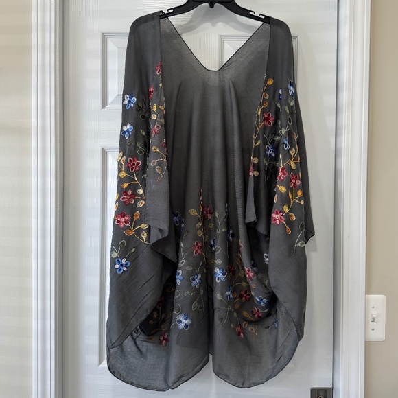 Raj Grey Floral Embroidered Kimono - Picture 1 of 4
